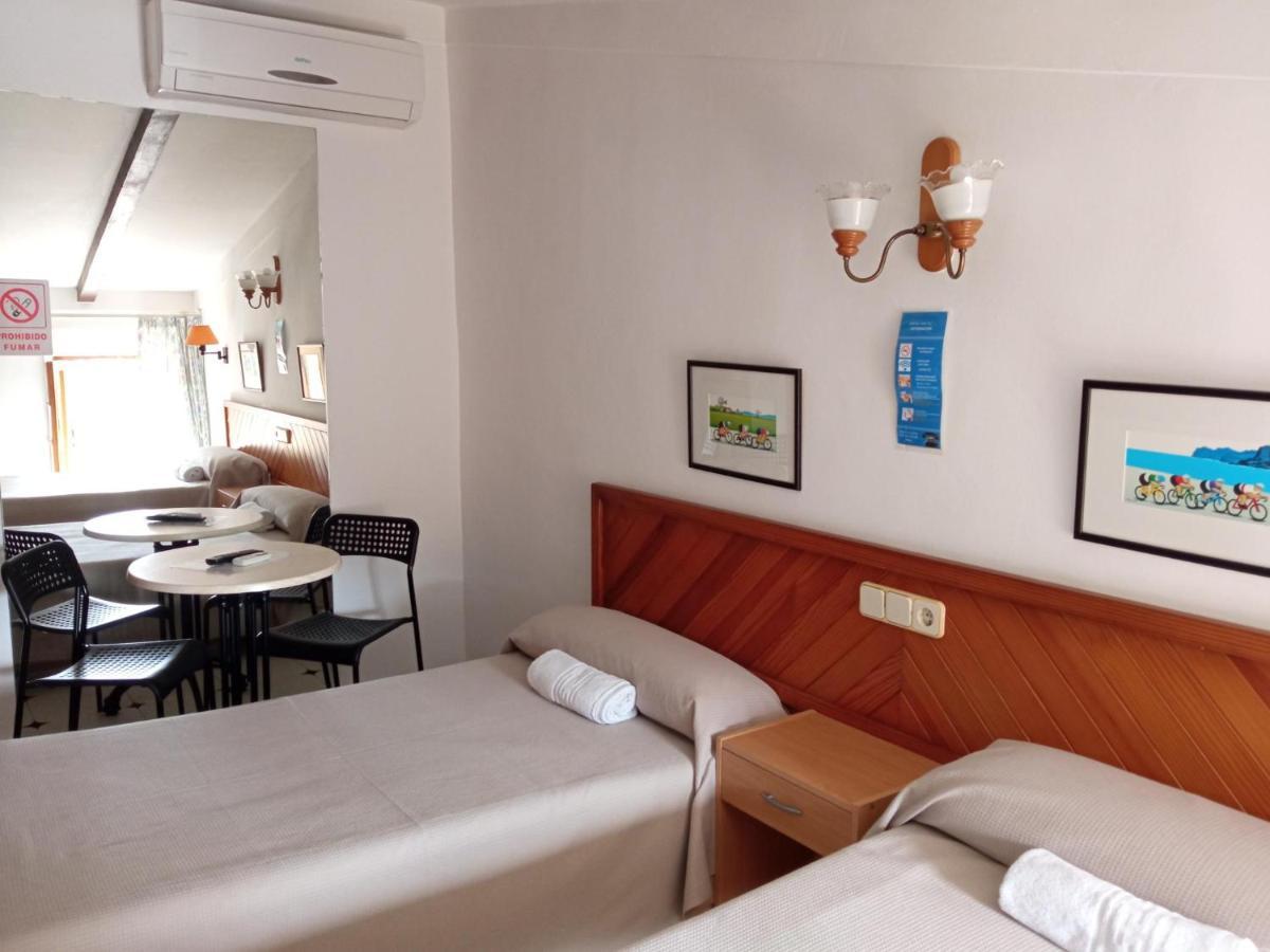 Hostal Ca'N Tiu Alaró Exterior foto